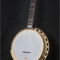 Legend Standard Diamonds and Squares – Solid resonator, matt gold plating,old patina lacquer